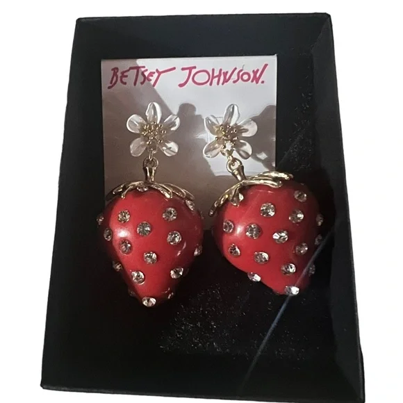 ✅Betsey Johnson Crystal Enamel Strawberry Earrings - Picture 2 of 5